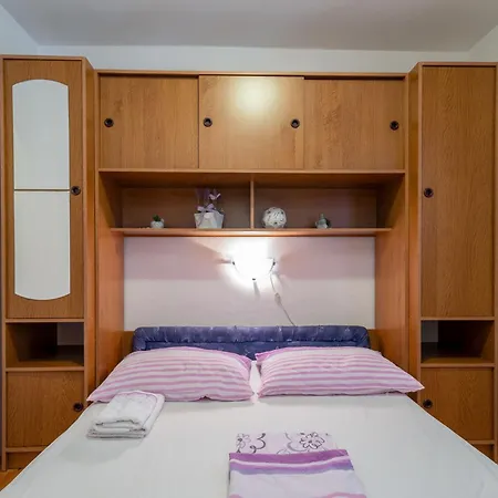 Miljus By Interhome Апартаменты Трогир